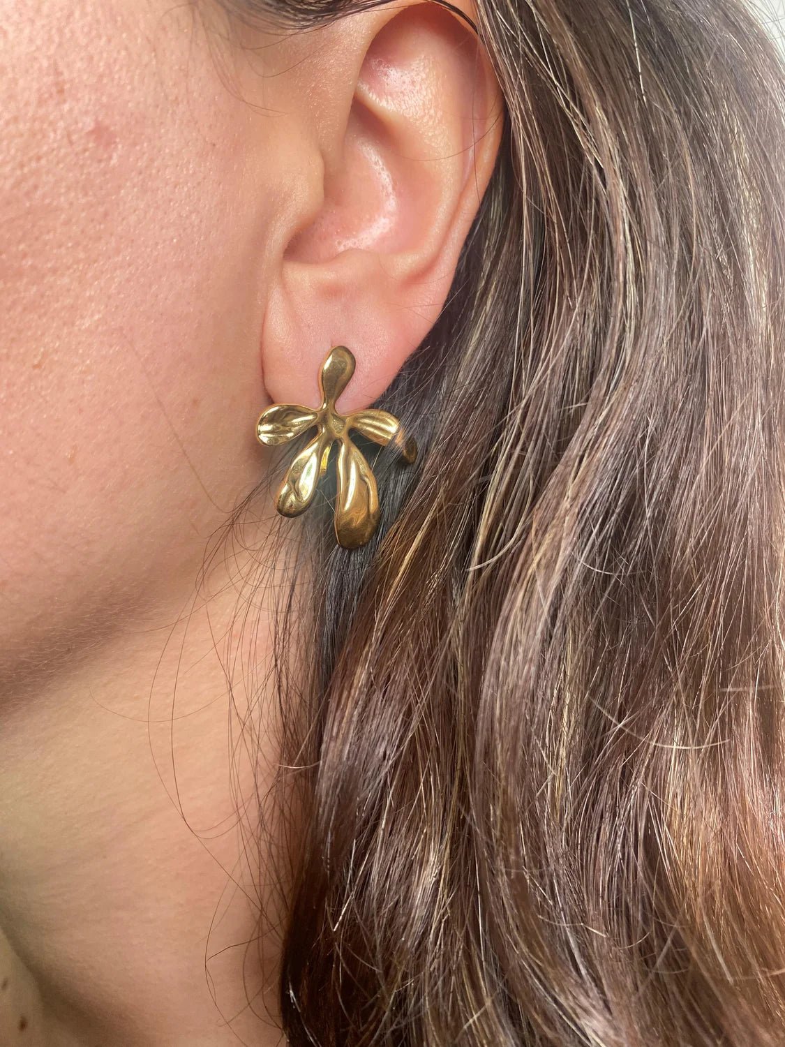Boucles d’Oreilles Dorées Design Organique en Acier Inoxydable