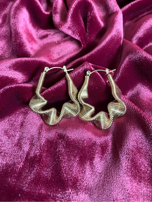 Boucles d’oreilles dorées en acier inoxydable – Design origami moderne