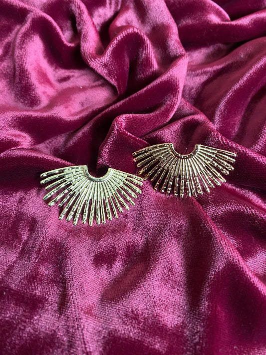 Boucles d’oreilles dorées en acier inoxydable – Style éventail chic